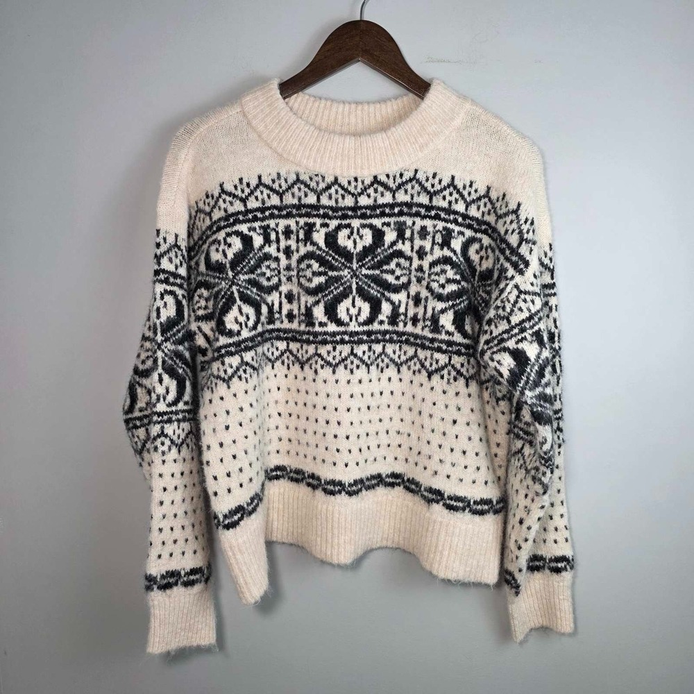 Universal Thread Pullover Women's Size M Cream Fair Isle Knit Sweater Crewneck